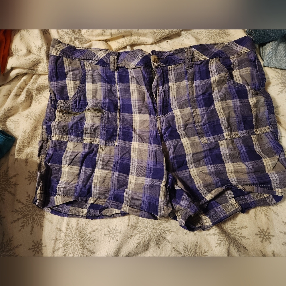 Blue and gray cargo shorts with relaxed fit